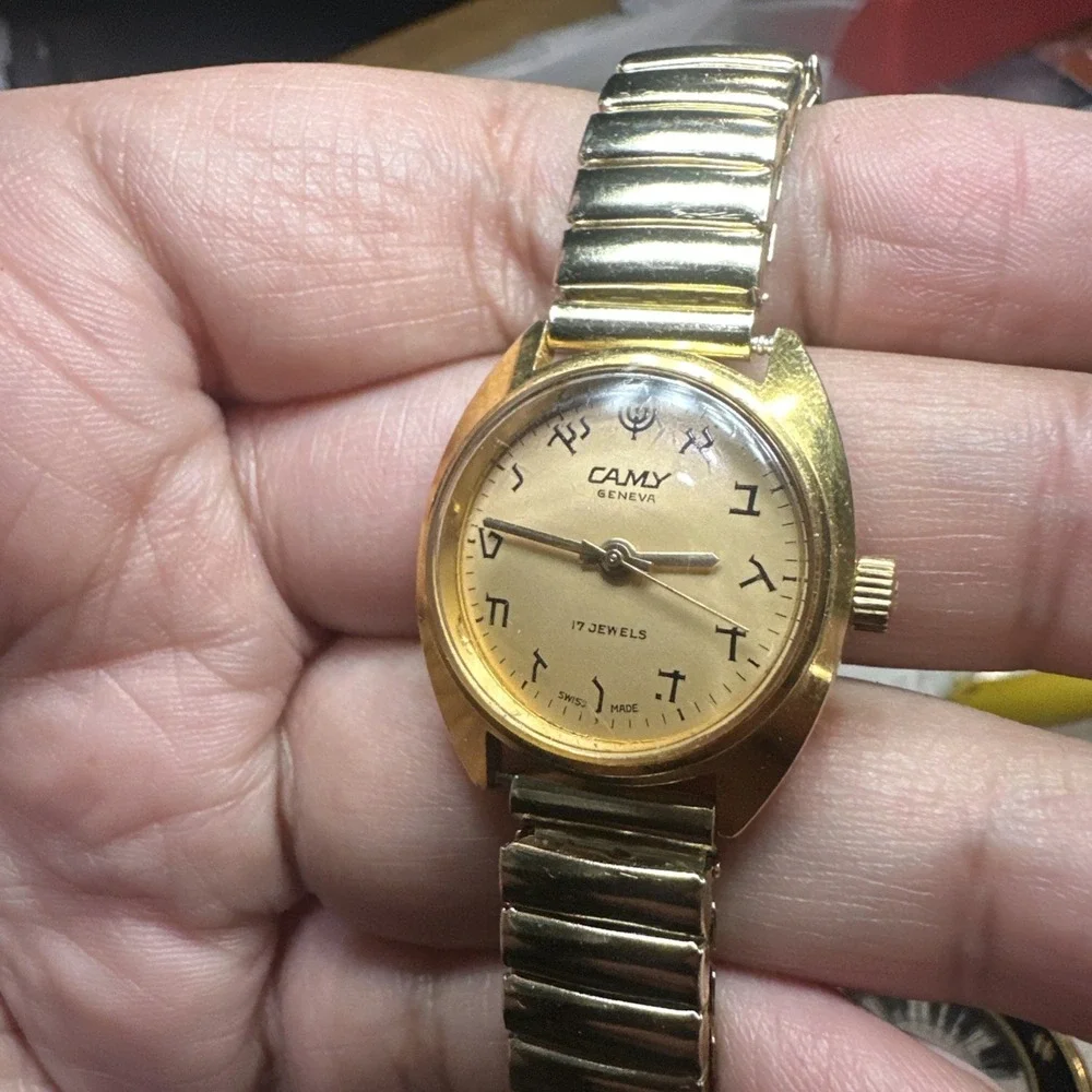 Works Vintage CAMY GENEVA 1218 Hebrew Dial Manual Wind Womens Watch 25mm 6.5in